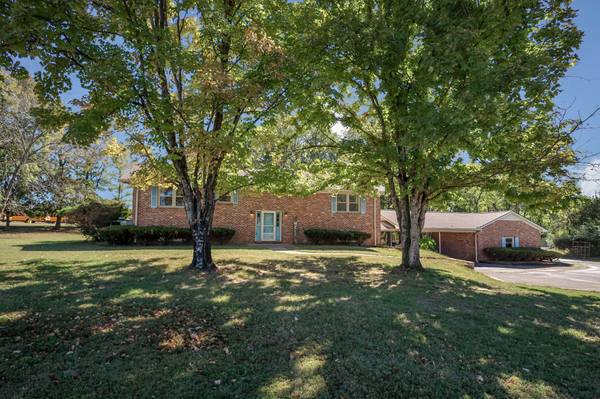 1570 Railroad Ave, Shelbyville, TN 37160