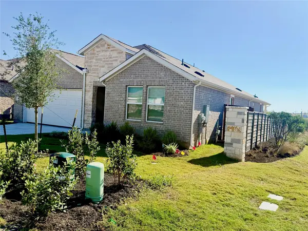1201 Purple Martin DR, Pflugerville, TX 78660