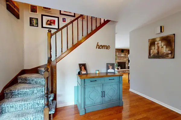 674 Sycamore LN, Wheeling, IL 60090