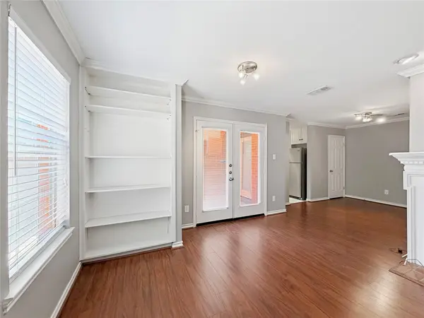 2408 Enfield RD #103, Austin, TX 78703