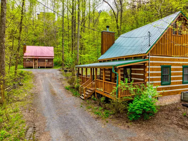 16471649 Bear Valley Road, Sevierville, TN 37876