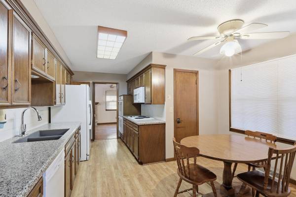 8310 E Brentmoor Lane, Wichita, KS 67206