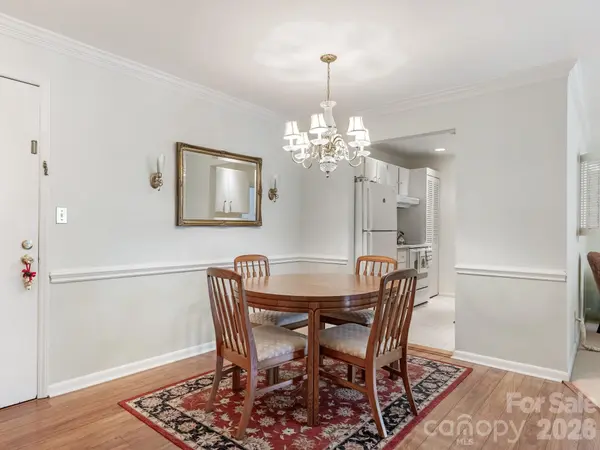 1323 Queens RD #317, Charlotte, NC 28207