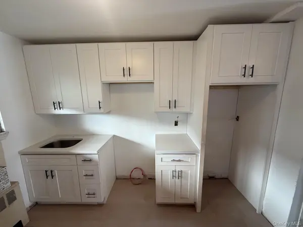 1005 E 226th ST, Bronx, NY 10466