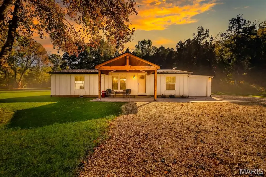 19550 State Highway U, Warrenton, MO 63383