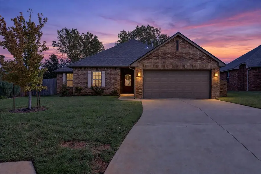 7020 E Cherokee XING, Warr Acres, OK 73132