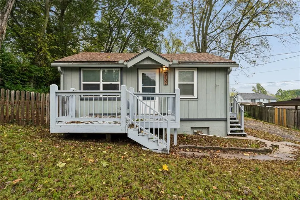 5102 47th TER, Kansas City, MO 64117