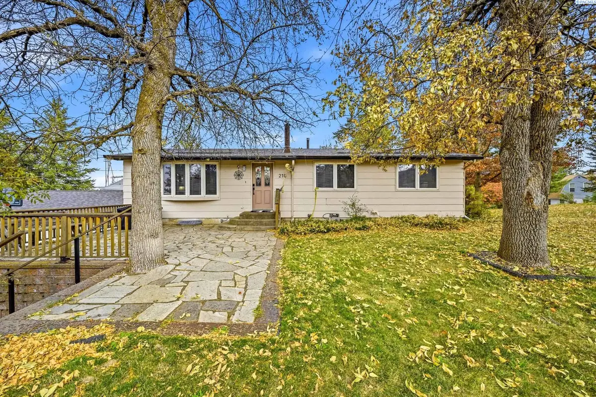 210 N High St, Uniontown, WA 99179