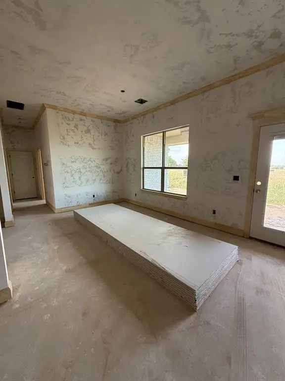 8680 Oak Tree CIR, Edmond, OK 73025