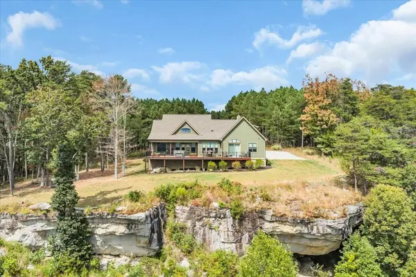 665 Crockett Loop, Jasper, TN 37347