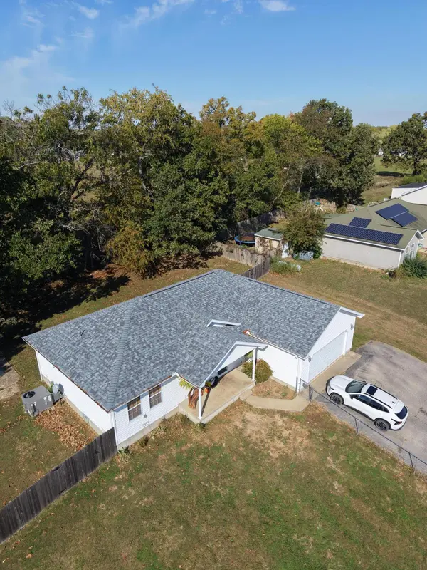 612 Michael Stihl RD, Mountain View, MO 65548
