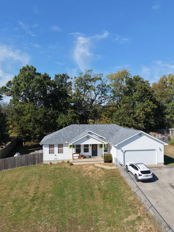 612 Michael Stihl RD, Mountain View, MO 65548