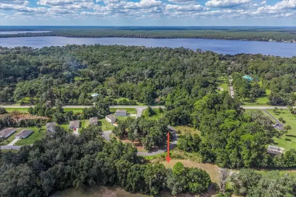 167 LIVE OAK CIR, Crescent City, FL 32112