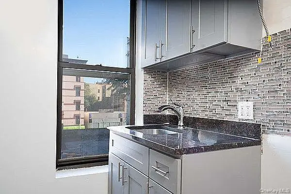 122 East 116th ST, New York (manhattan), NY 10029