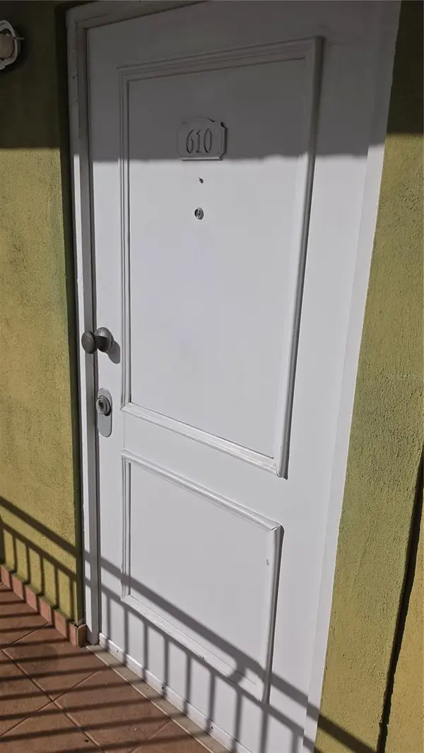 COND PUERTA DE LA BAHÍA #610, Santurce, PR 00907
