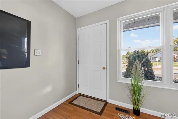 11502 Terry AVE, Maryland Heights, MO 63043