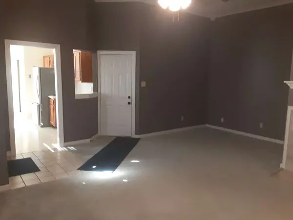 5558 Pine Oak Ln, Memphis, TN 38135