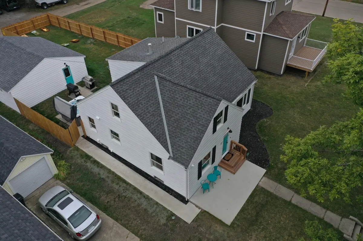 27 Division ST N, Clara City, MN 56222
