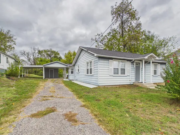 604 Summit ST, Cabool, MO 65689