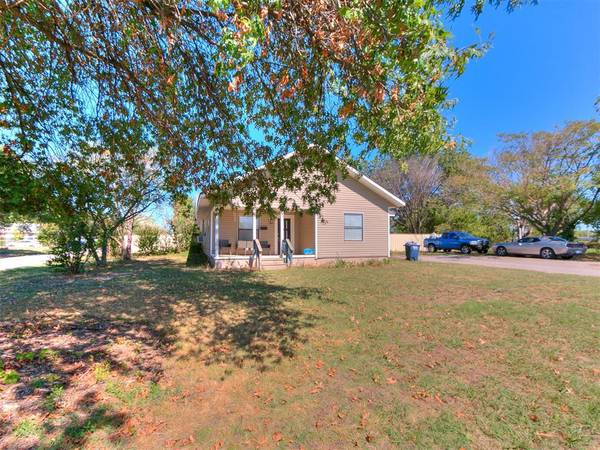601 N McKinley AVE, Shawnee, OK 74801