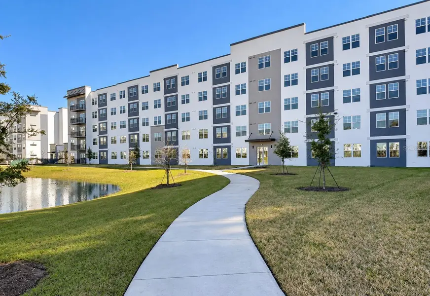 5587 MILLENIA BLVD #213, Orlando, FL 32839