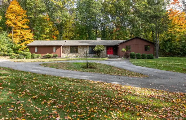 11 King RD, Hopewell Junction, NY 12533