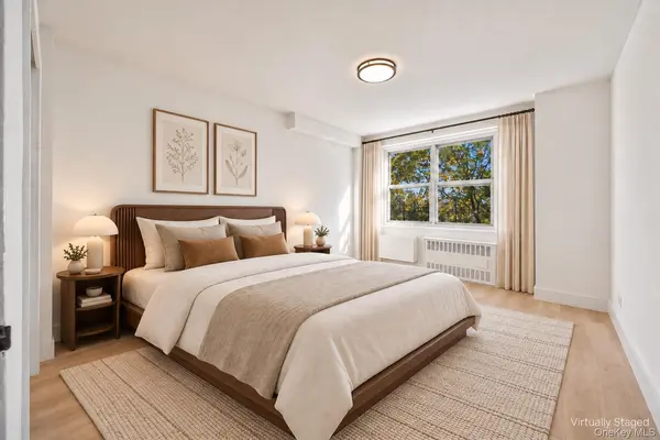 2550 Olinville AVE #8M, Bronx, NY 10467