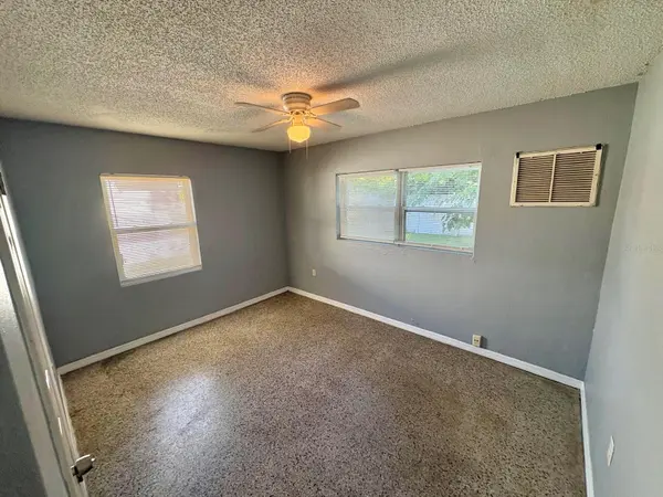 4615 EDGEWATER DR, Orlando, FL 32804