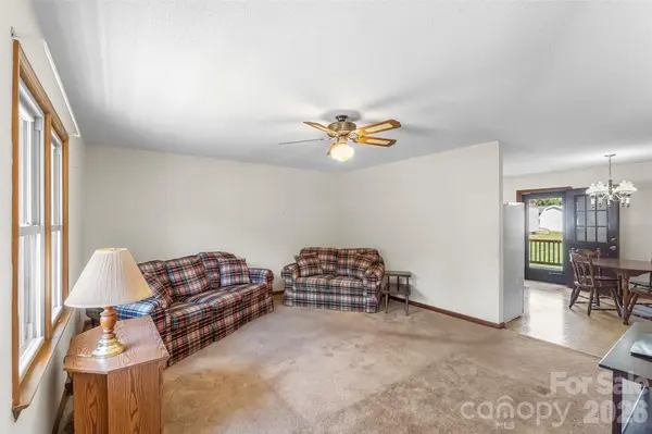 2207 Beauty Street Beauty ST, Statesville, NC 28625