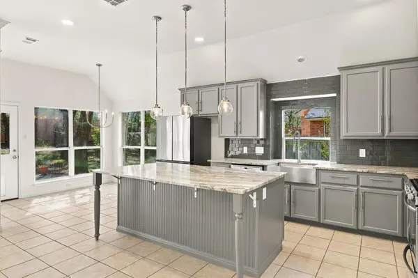 6309 Clarion DR, Austin, TX 78749