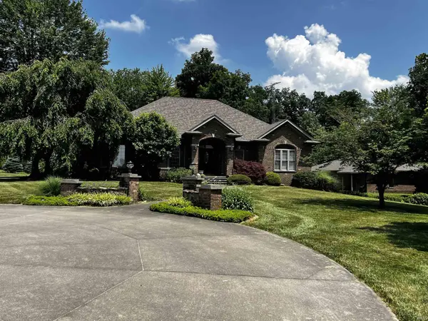 348 N Birdie LN, Montgomery, IN 47558