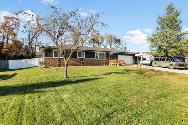 52973 Glenmoor ST, Elkhart, IN 46514