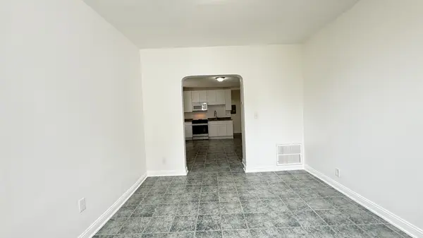 5650 W GRAND AVE, Chicago, IL 60639