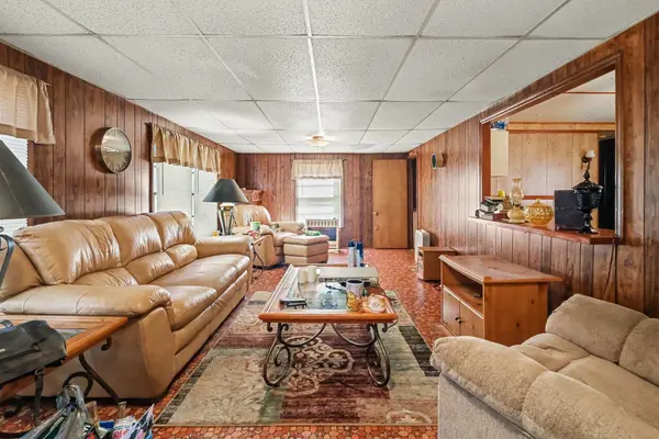 660 Neighborhood RD, Wellford, SC 29385