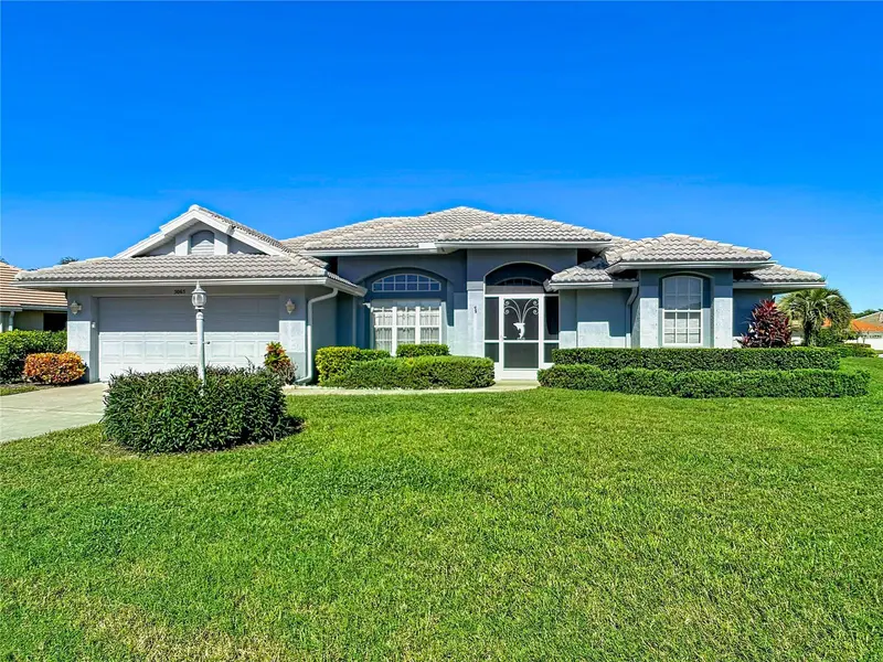 5065 WHITESTONE DR, Venice, FL 34293