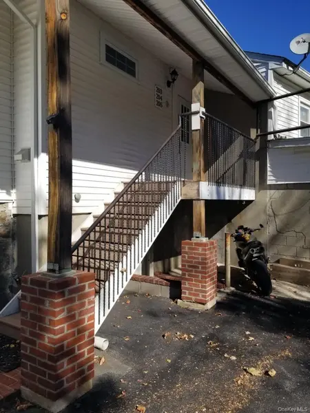 105 Towners RD #205, Carmel, NY 10512