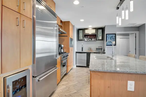 1120 E KENNEDY BLVD #1512, Tampa, FL 33602