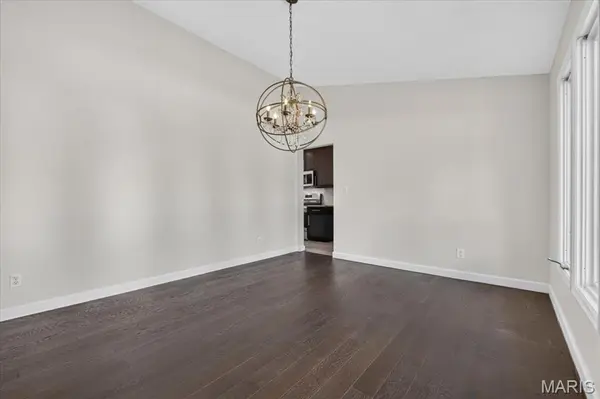 1455 Sycamore Manor DR, Chesterfield, MO 63017