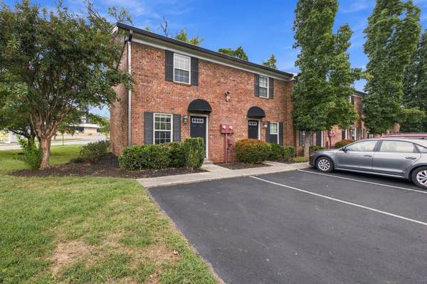 100 Porter Ter, Nashville, TN 37206