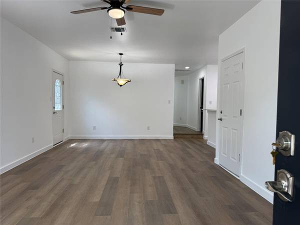 1621 Parkfield CIR, Round Rock, TX 78664