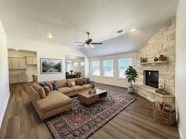 5242 Lassen LN, Belton, TX 76513