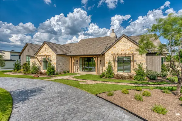 816 The Trails Parkway, Horseshoe Bay, TX 78657