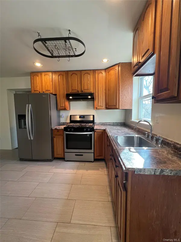 27-31-31 E Main ST #5, Beacon, NY 12508