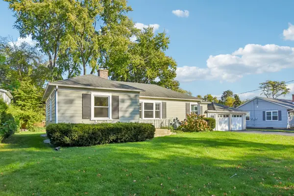 627 N Lincoln AVE, Geneva, IL 60134