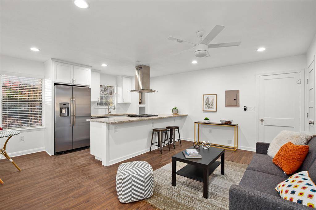 301 E 33rd ST #5, Austin, TX 78705