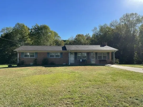 113 Edsel DR, Chesnee, SC 29323-3322