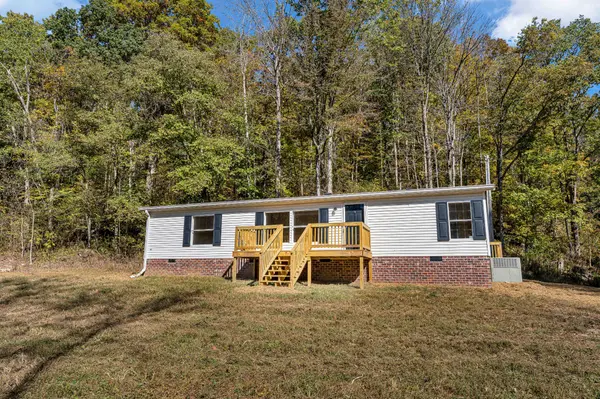 1894 Hicks Hollow Rd, Westmoreland, TN 37186