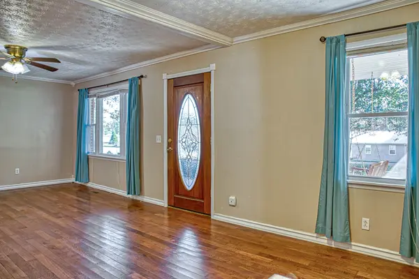 721 Step Rock Hill Rd, Cookeville, TN 38501