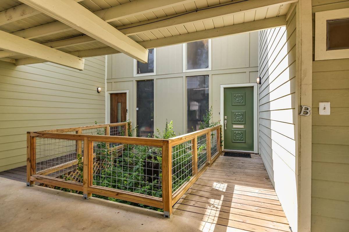 2103 W 12th ST, Austin, TX 78703