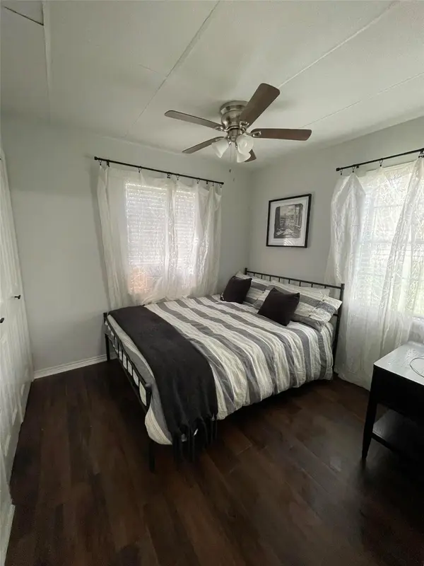 11105 2nd ST, Jonestown, TX 78645